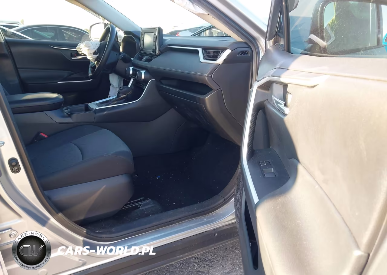 2021 Toyota Rav4 Xle VIN:2T3W1RFV0MC131673 - 5