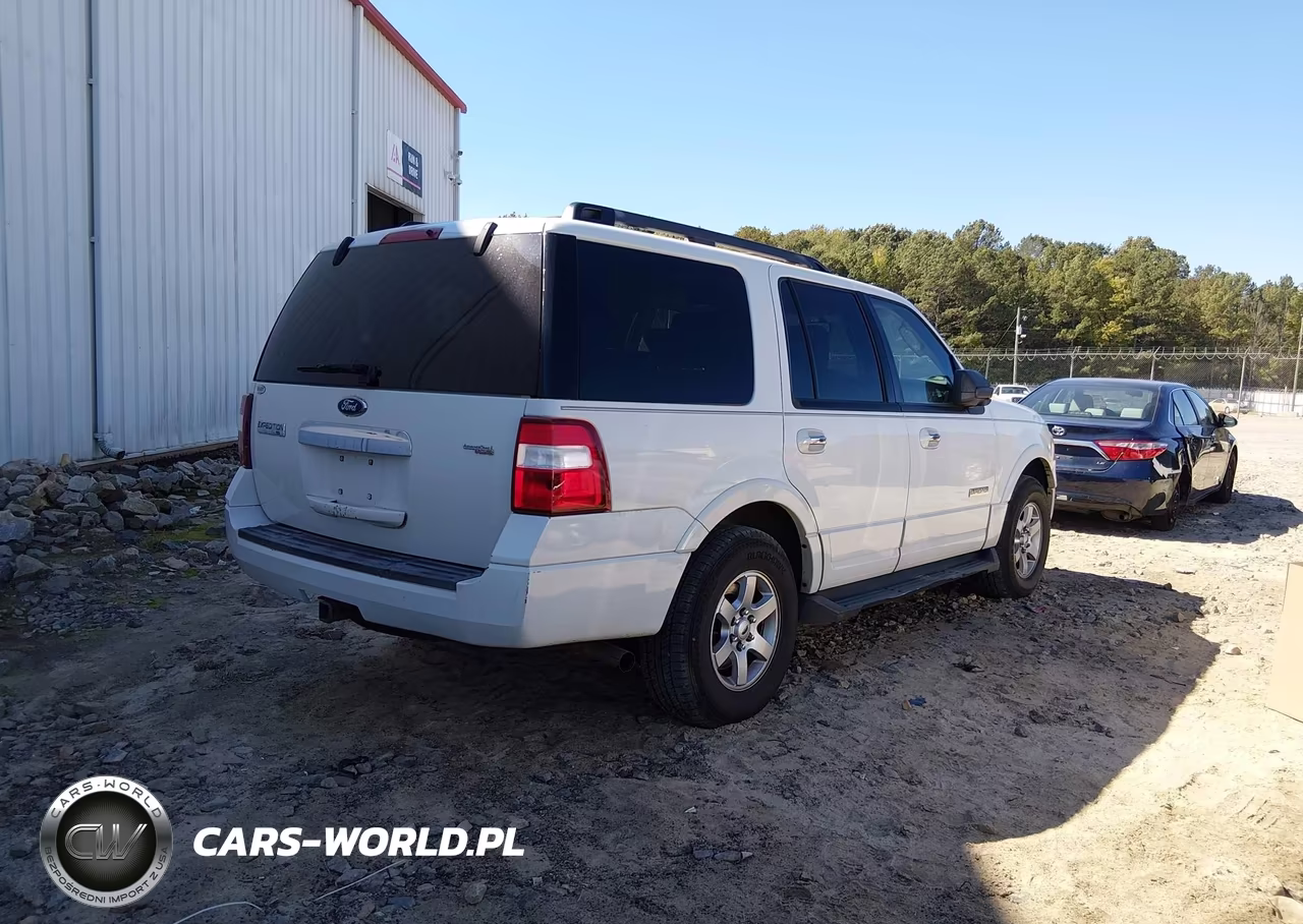 2008 Ford Expedition Xlt VIN:1FMFU15598LA54685 - 4