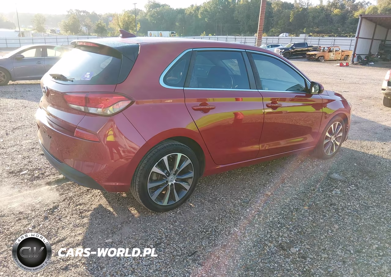 2019 Hyundai Elantra Gt VIN:KMHH35LE8KU098443 - 4