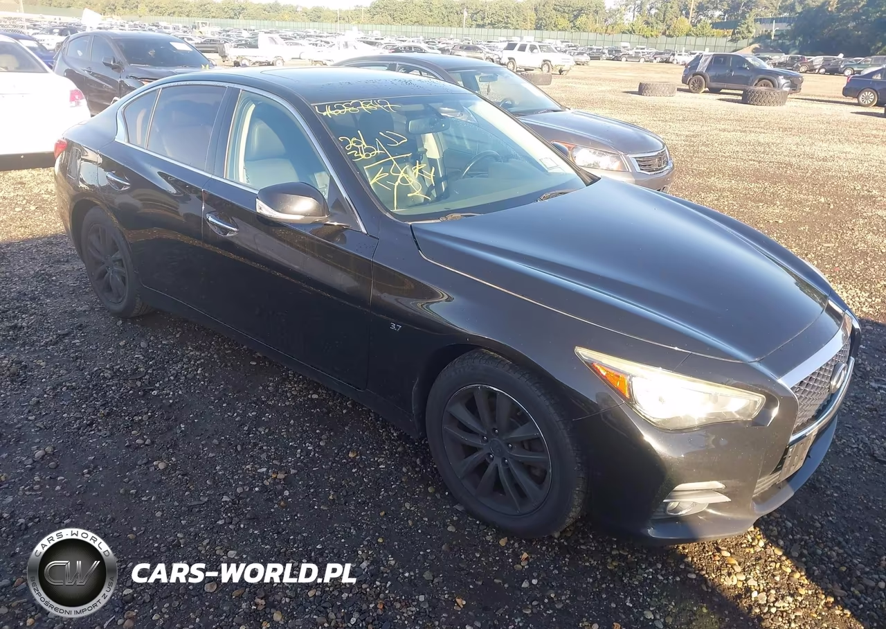 2015 Infiniti Q50 Premium