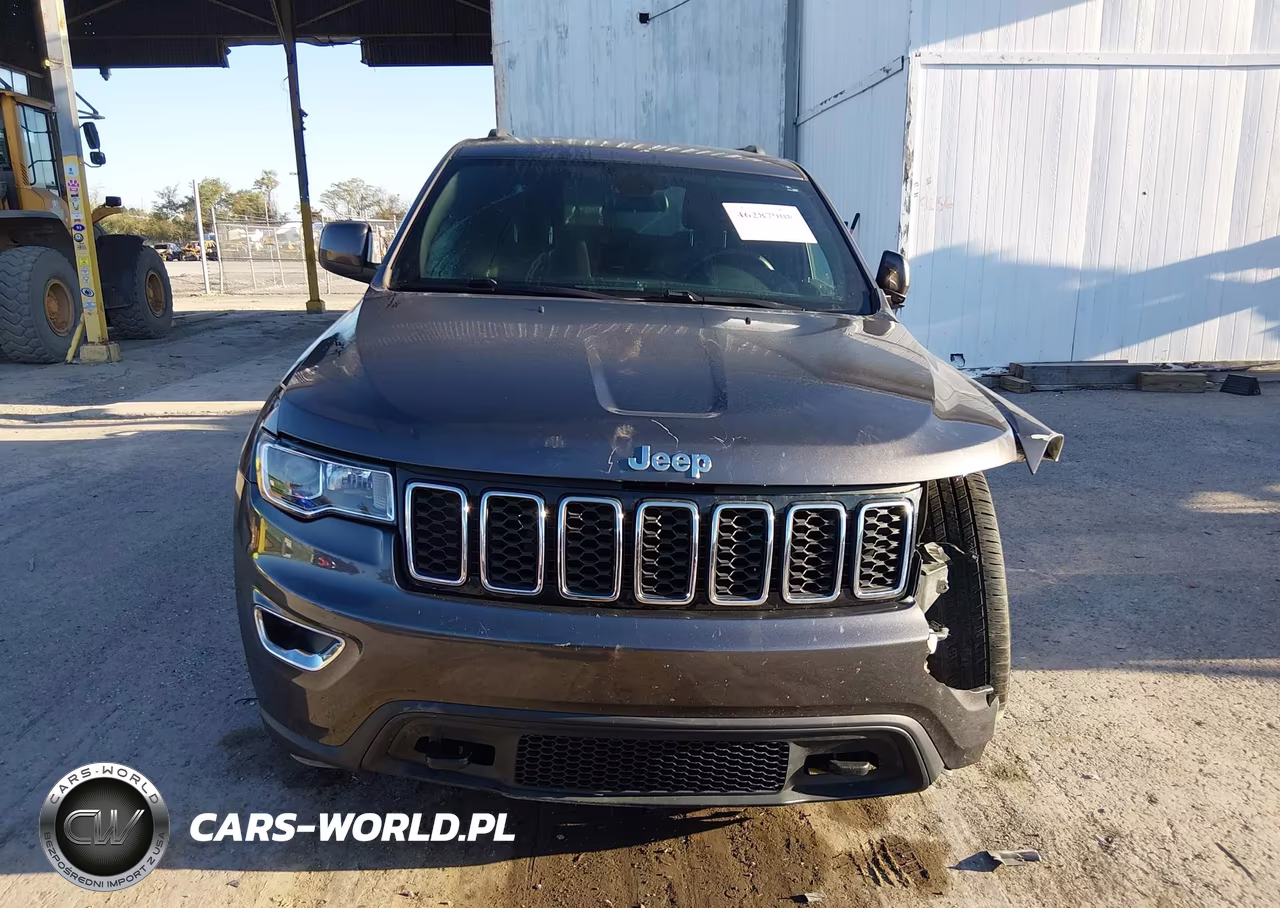 2020 Jeep Grand Cherokee Laredo E 4X4 VIN:1C4RJFAG8LC335593 - 12