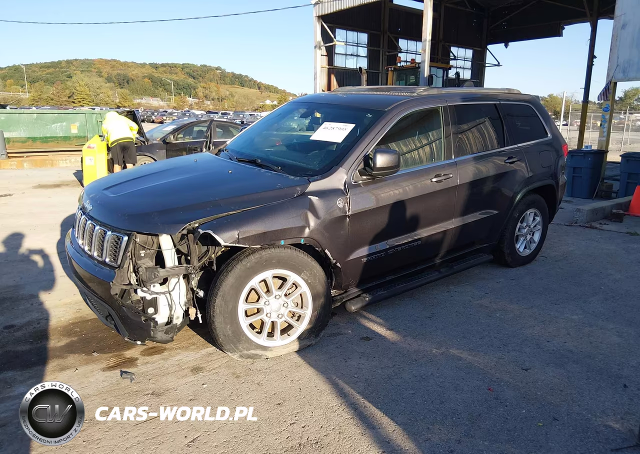 2020 Jeep Grand Cherokee Laredo E 4X4 VIN:1C4RJFAG8LC335593 - 2