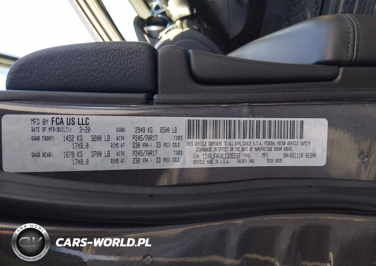 2020 Jeep Grand Cherokee Laredo E 4X4 VIN:1C4RJFAG8LC335593 - 9