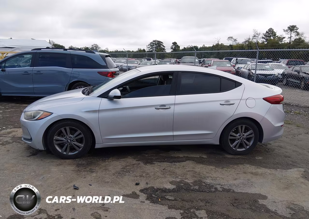 2018 Hyundai Elantra Sel VIN:5NPD84LF3JH247731 - 14