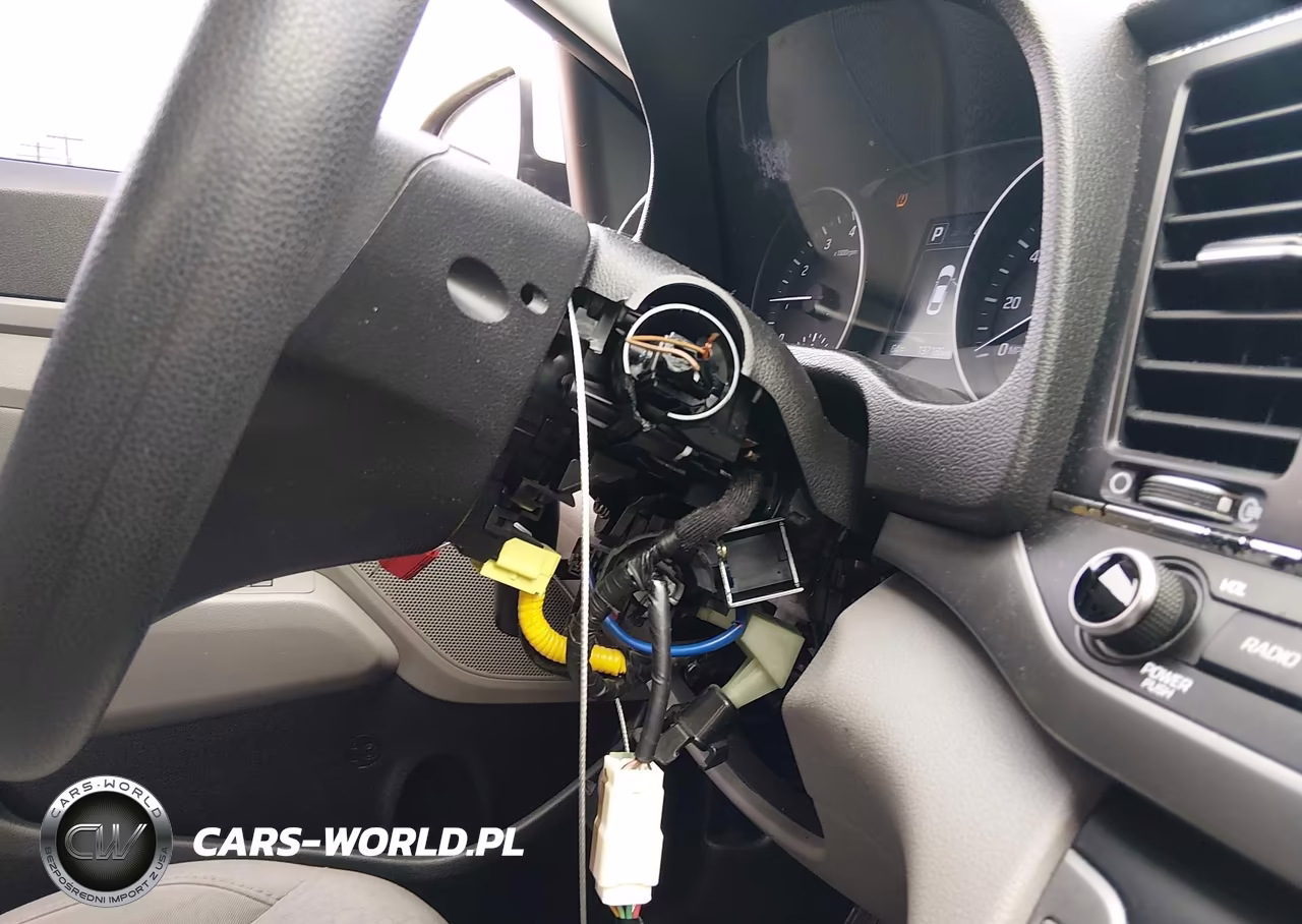 2018 Hyundai Elantra Sel VIN:5NPD84LF3JH247731 - 17
