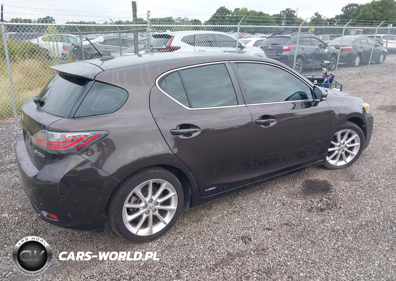 2011 Lexus Ct 200H Premium VIN:JTHKD5BHXB2003877 - 4