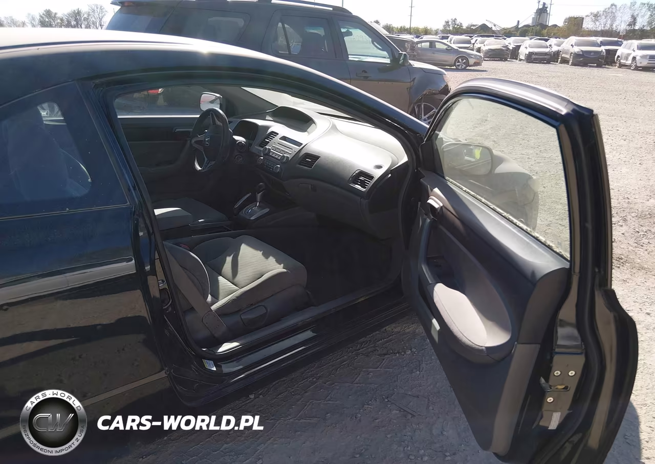 2009 Honda Civic Lx VIN:2HGFG12689H539618 - 5