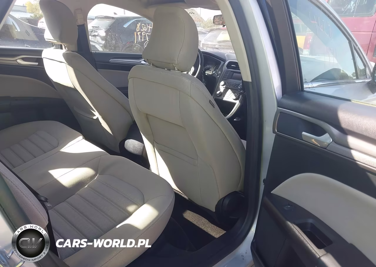 2018 Ford Fusion S VIN:3FA6P0G76JR103908 - 8