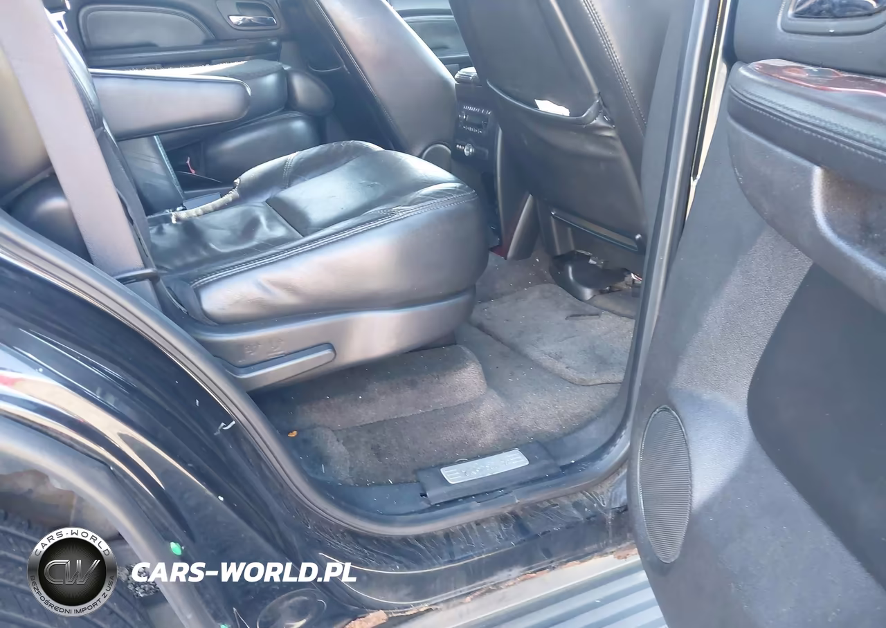 2008 Cadillac Escalade Standard VIN:1GYFK63858R188976 - 8