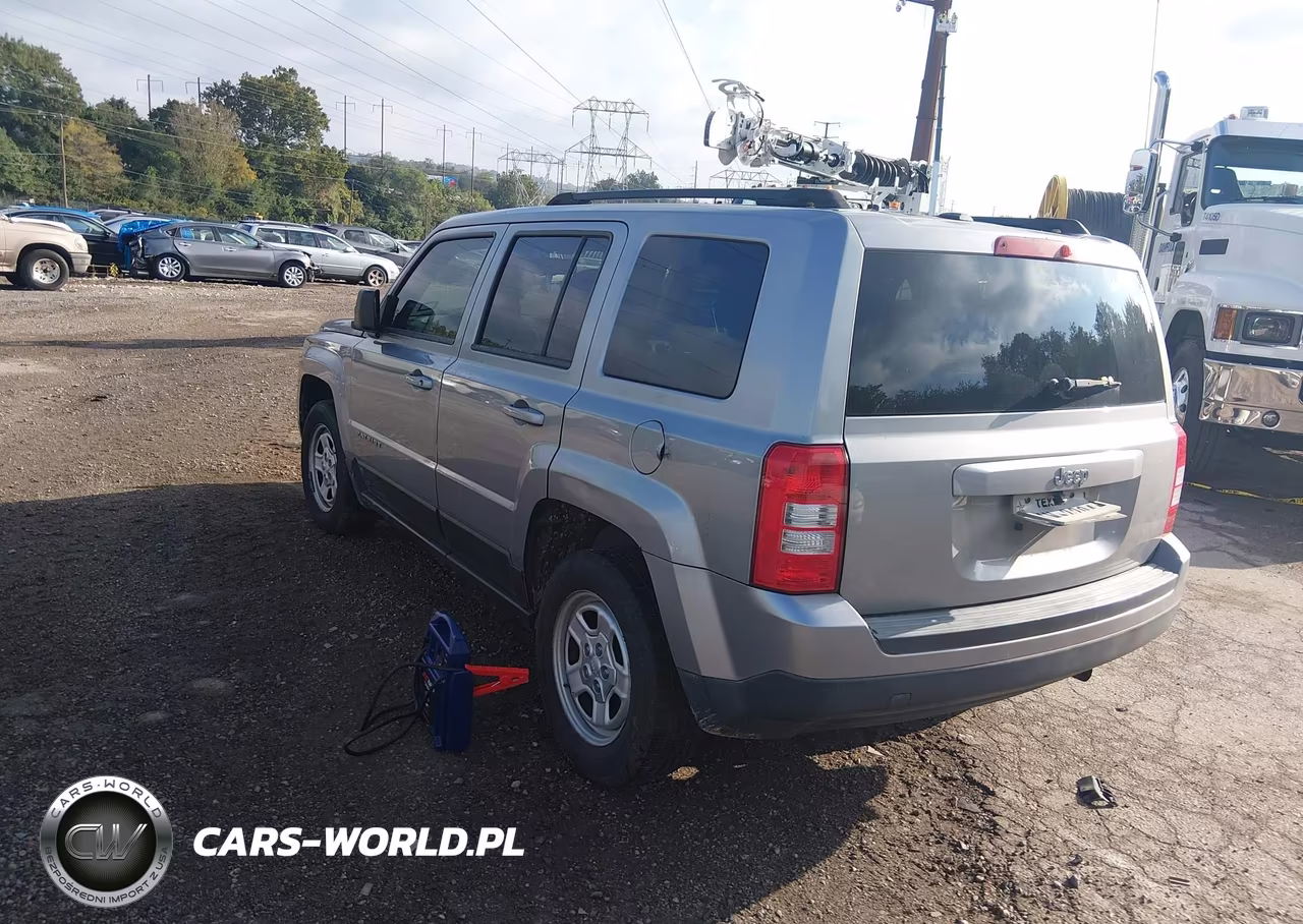 2016 Jeep Patriot Sport VIN:1C4NJPBB5GD754492 - 3