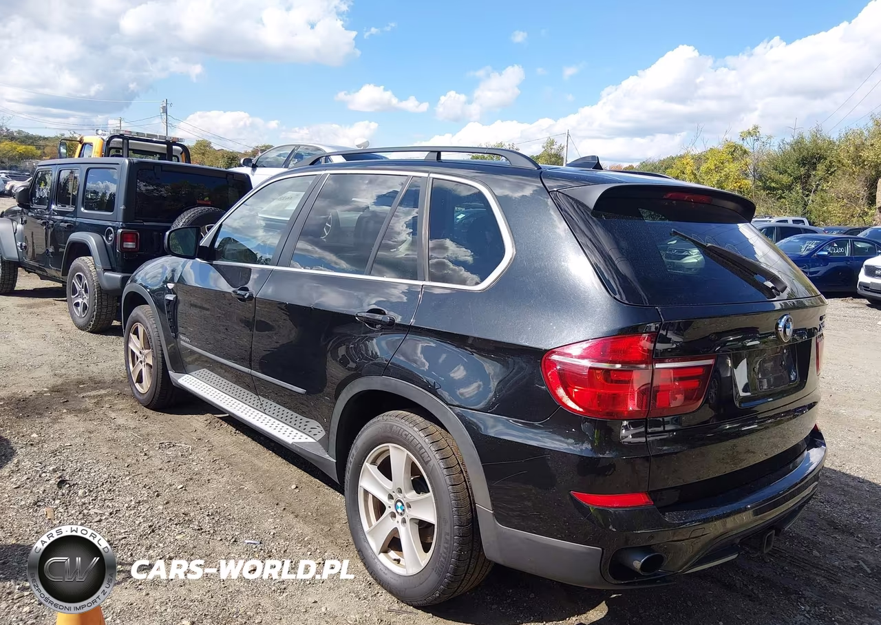 2013 BMW X5 xDrive35D VIN:5UXZW0C51D0B90492 - 3