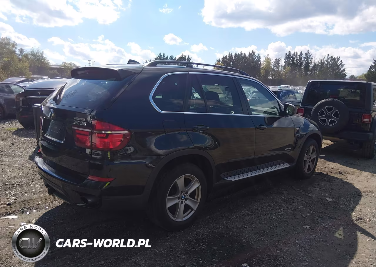 2013 BMW X5 xDrive35D VIN:5UXZW0C51D0B90492 - 4