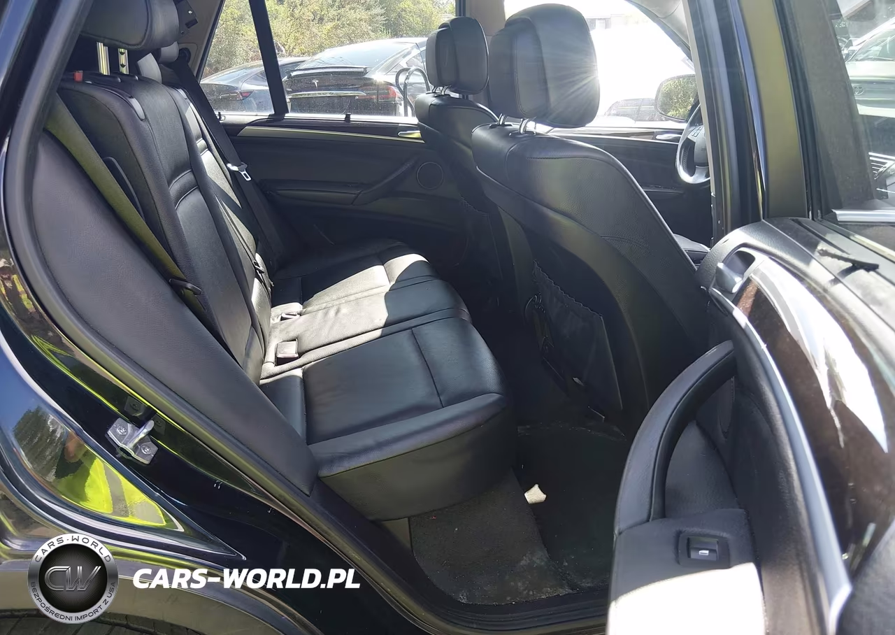 2013 BMW X5 xDrive35D VIN:5UXZW0C51D0B90492 - 8