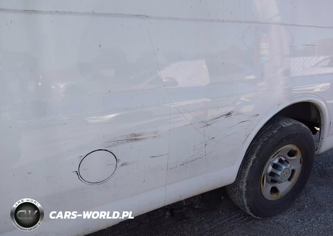 2012 Chevrolet Express 2500 Work Van VIN:1GCWGFCB0C1121051 - 6