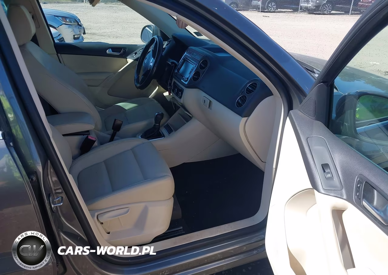 2012 Volkswagen Tiguan Se VIN:WVGAV7AX4CW005838 - 5