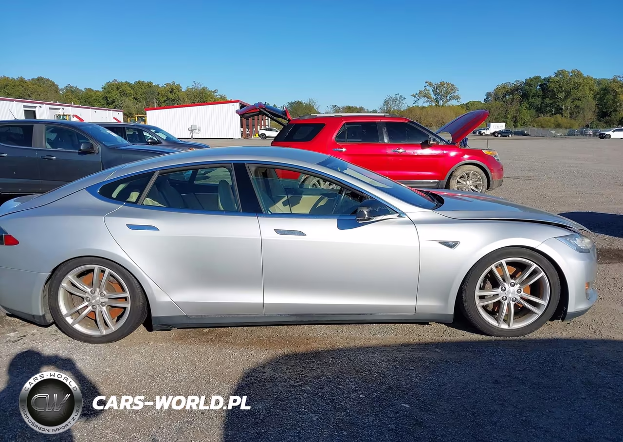 2013 Tesla Model S VIN:5YJSA1DG4DFP03790 - 13