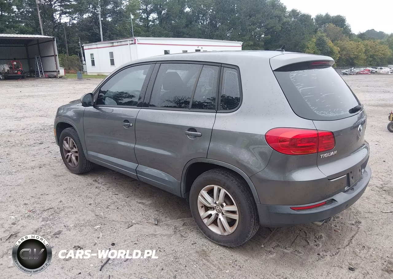 2012 Volkswagen Tiguan S VIN:WVGAV7AX9CW000697 - 3