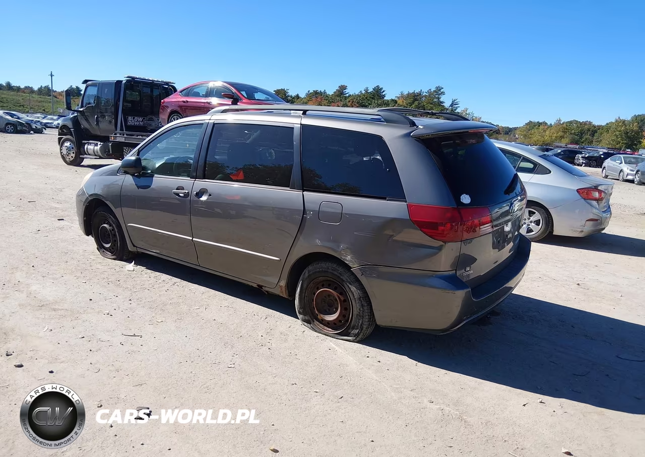 2005 Toyota Sienna Le VIN:5TDZA23C35S232165 - 3