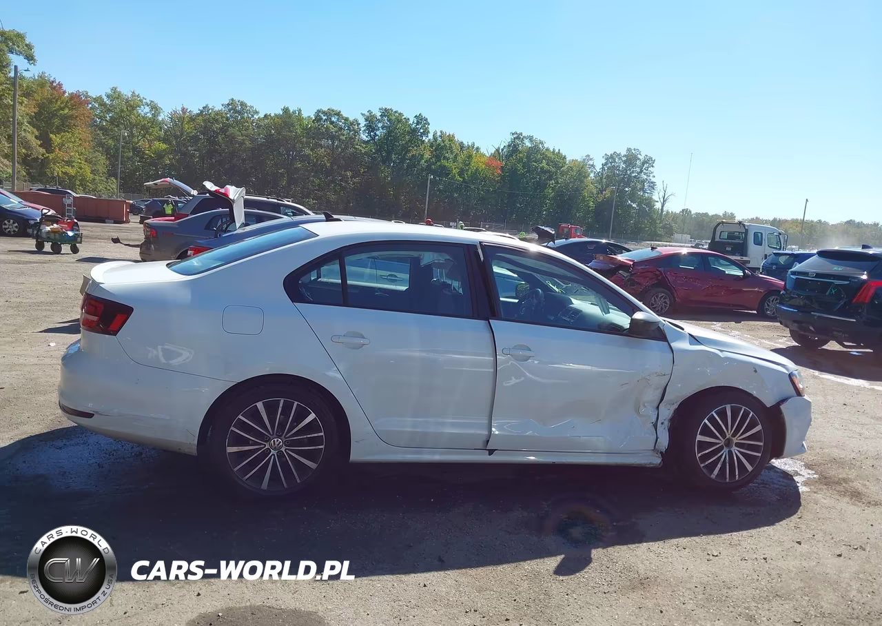2017 Volkswagen Jetta 1.8T Sport VIN:3VWD17AJ3HM301785 - 13