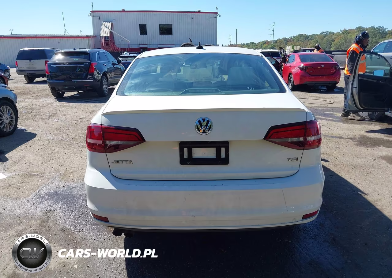 2017 Volkswagen Jetta 1.8T Sport VIN:3VWD17AJ3HM301785 - 16