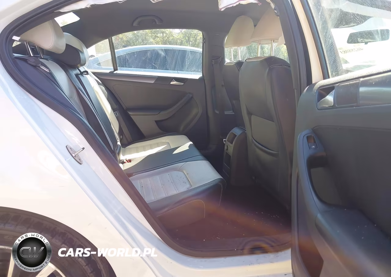 2017 Volkswagen Jetta 1.8T Sport VIN:3VWD17AJ3HM301785 - 8