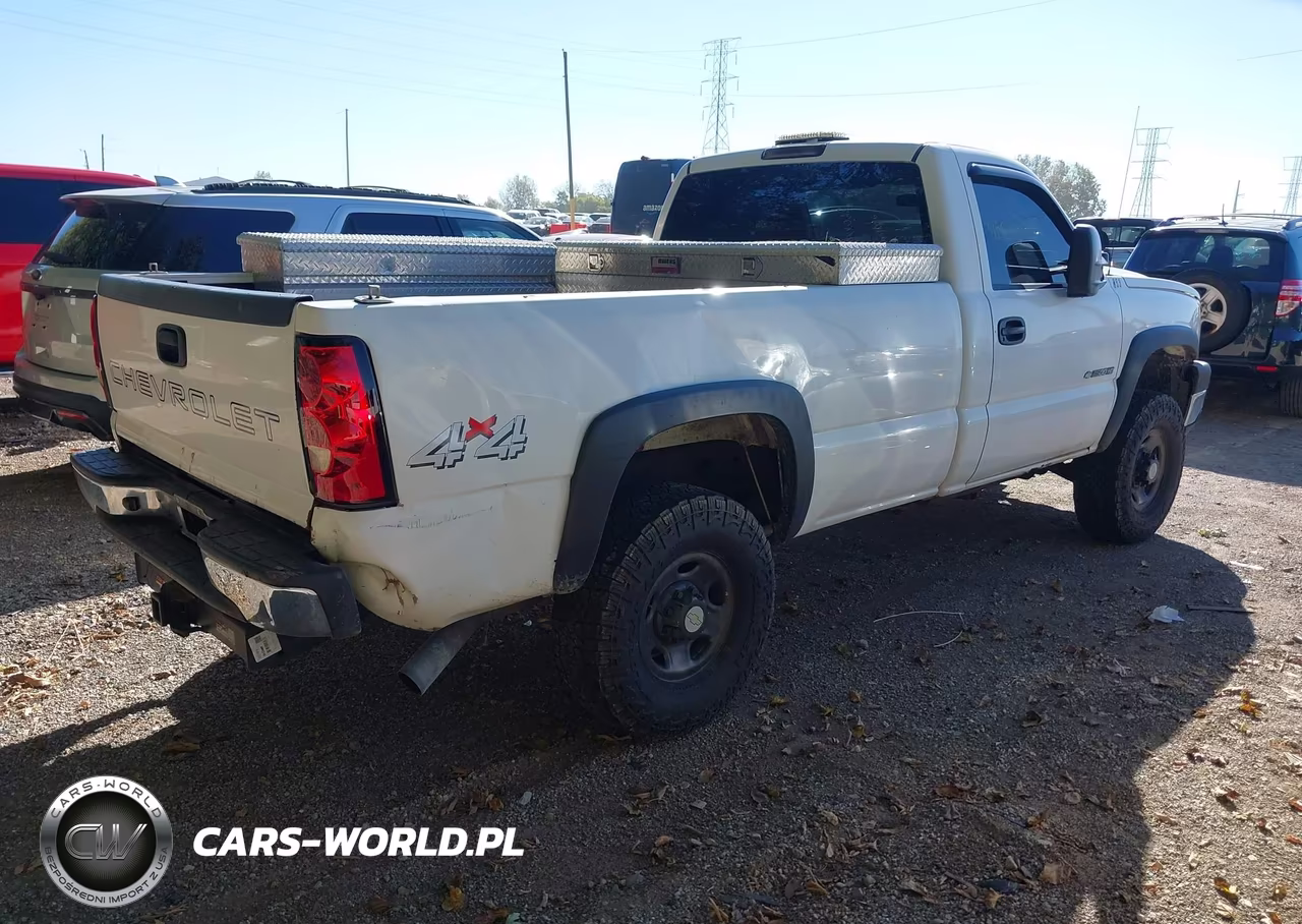 2007 Chevrolet Silverado 2500Hd Classic Work Truck VIN:1GCHK24U17E146037 - 4
