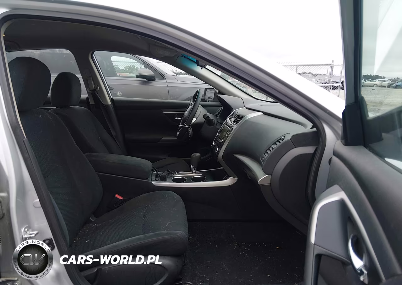 2015 Nissan Altima 2.5 S VIN:1N4AL3AP3FN372121 - 5