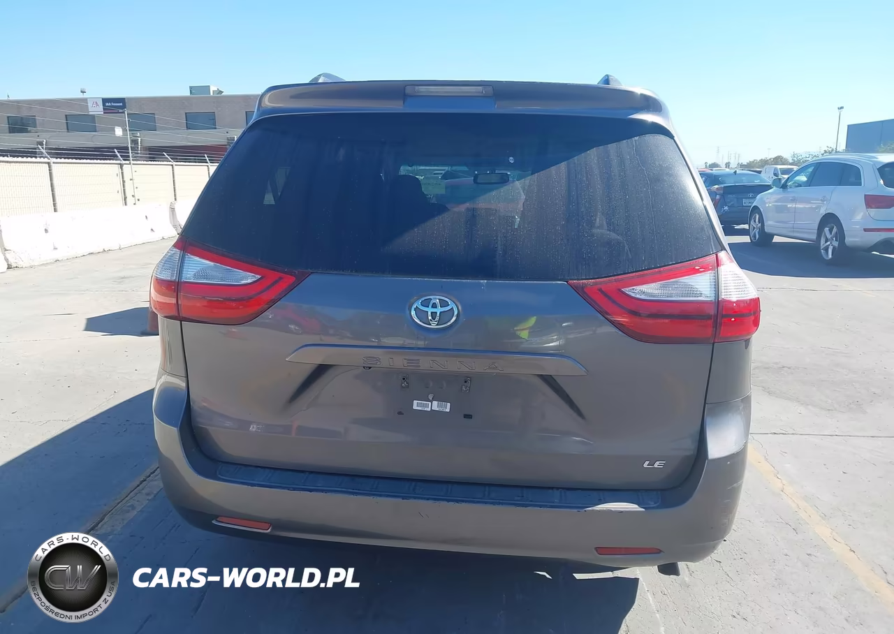 2015 Toyota Sienna Le 8 Passenger VIN:5TDKK3DC9FS567032 - 16