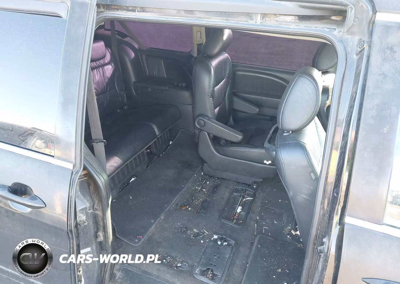 2010 Honda Odyssey Touring VIN:5FNRL3H98AB049680 - 8