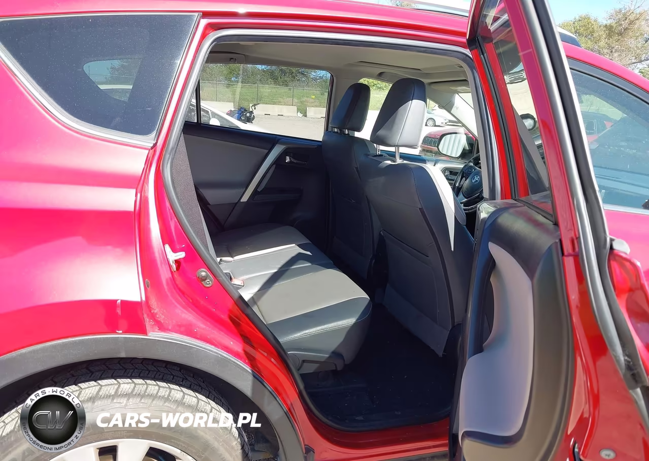 2015 Toyota Rav4 Limited VIN:JTMDFREV3FD130655 - 8