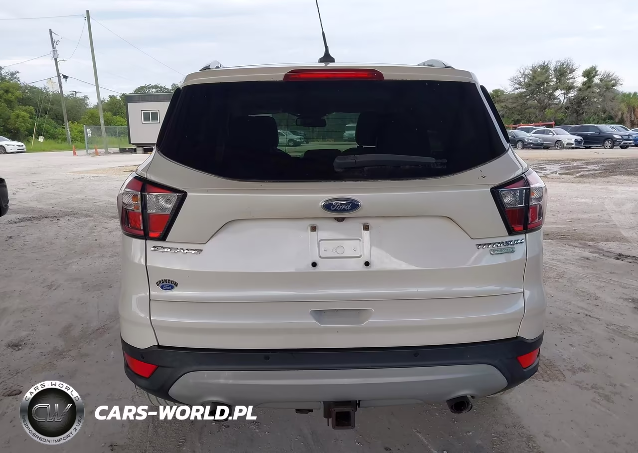 2018 Ford Escape Titanium VIN:1FMCU0J91JUD26331 - 16