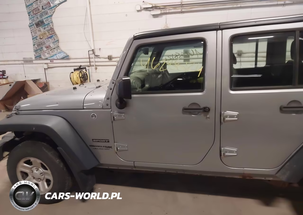 2018 Jeep Wrangler Jk Unlimited Sport Rhd 4X4 VIN:1C4BJWKGXJL832867 - 14