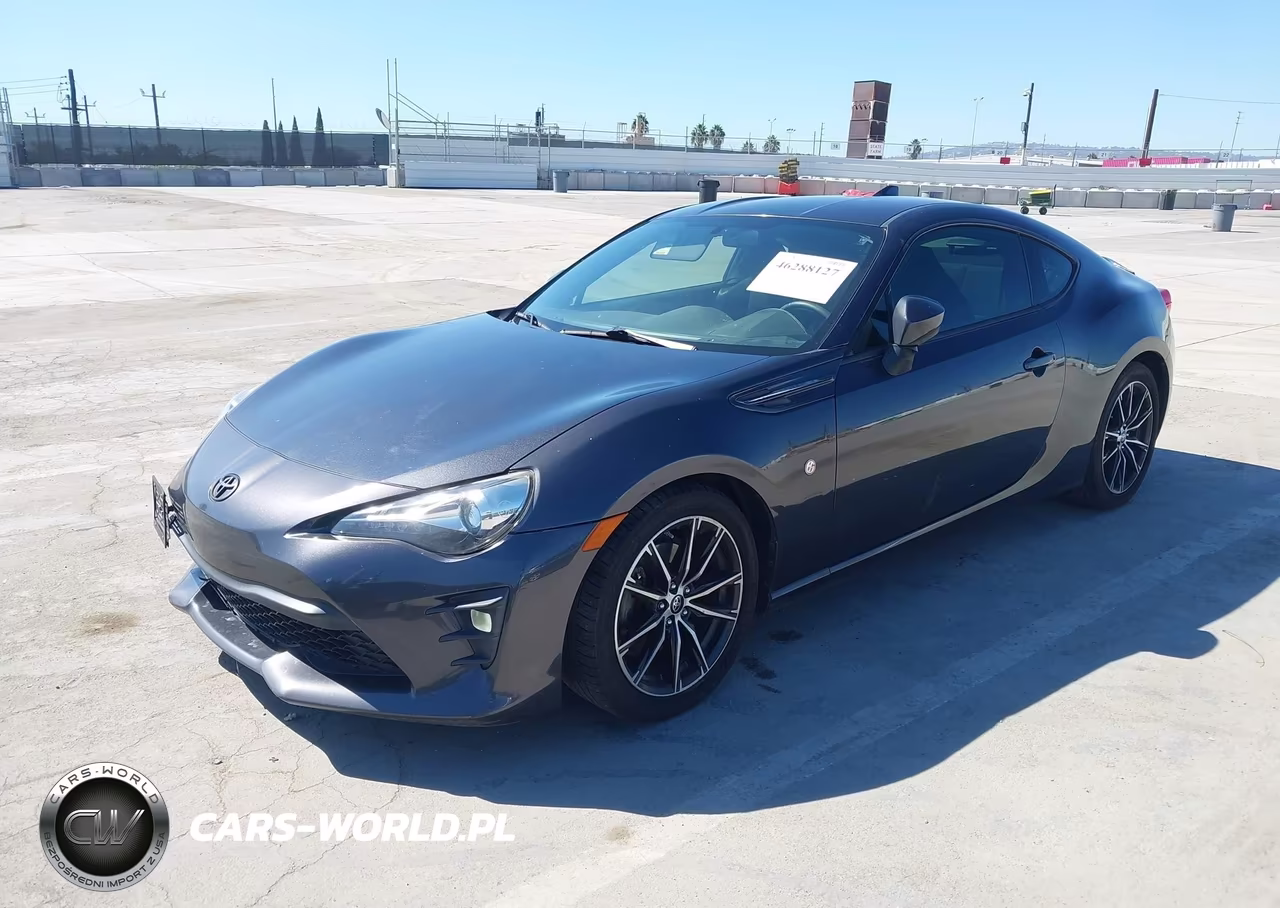 2017 Toyota 86 VIN:JF1ZNAA14H8700676 - 2