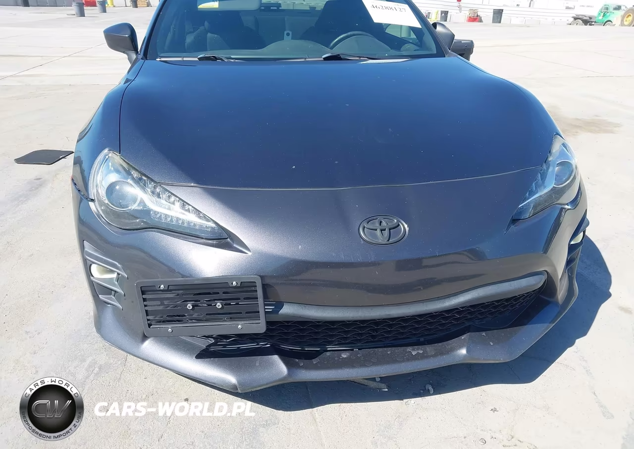 2017 Toyota 86 VIN:JF1ZNAA14H8700676 - 6
