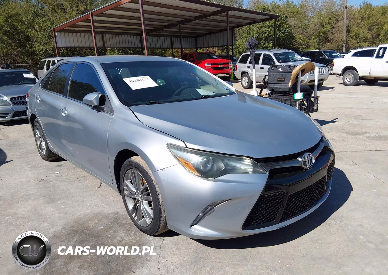 2015 Toyota Camry Se – zdjęcie 1 z 16