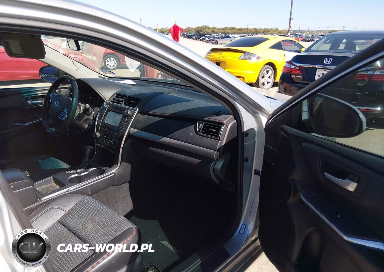 2015 Toyota Camry Se VIN:4T1BF1FK1FU887126 - 5