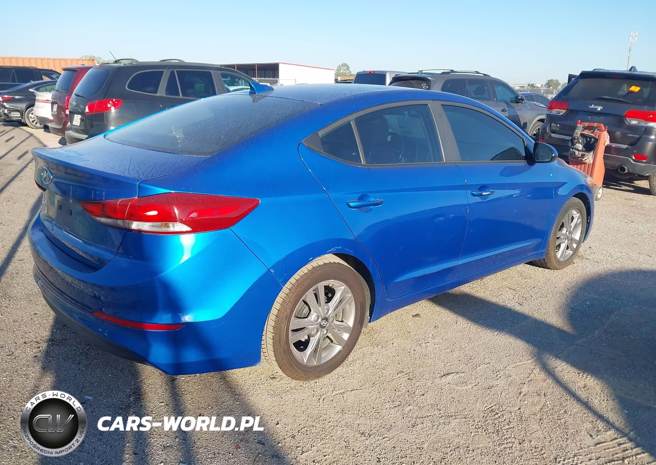 2017 Hyundai Elantra Value Edition VIN:KMHD84LF1HU400859 - 4
