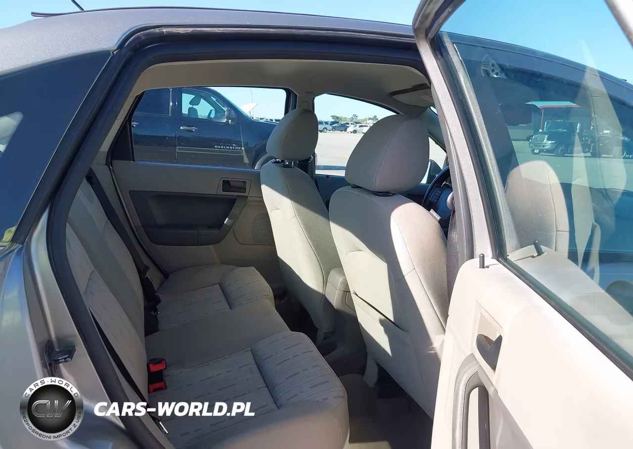2008 Ford Focus Se-Ses VIN:1FAHP35N58W296457 - 8
