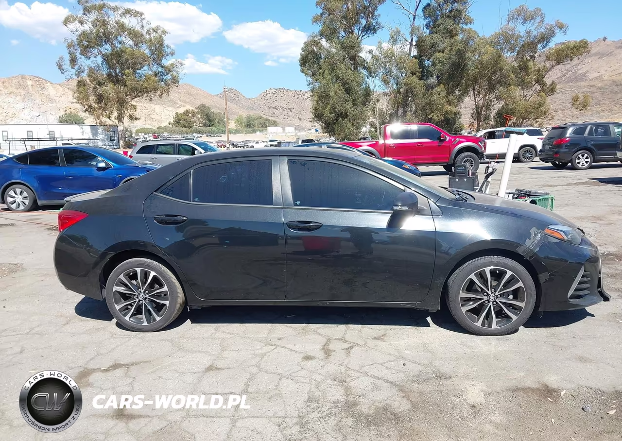 2017 Toyota Corolla Se VIN:2T1BURHE0HC752901 - 13