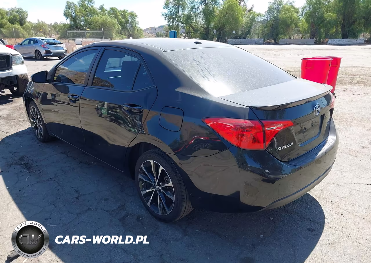 2017 Toyota Corolla Se VIN:2T1BURHE0HC752901 - 3