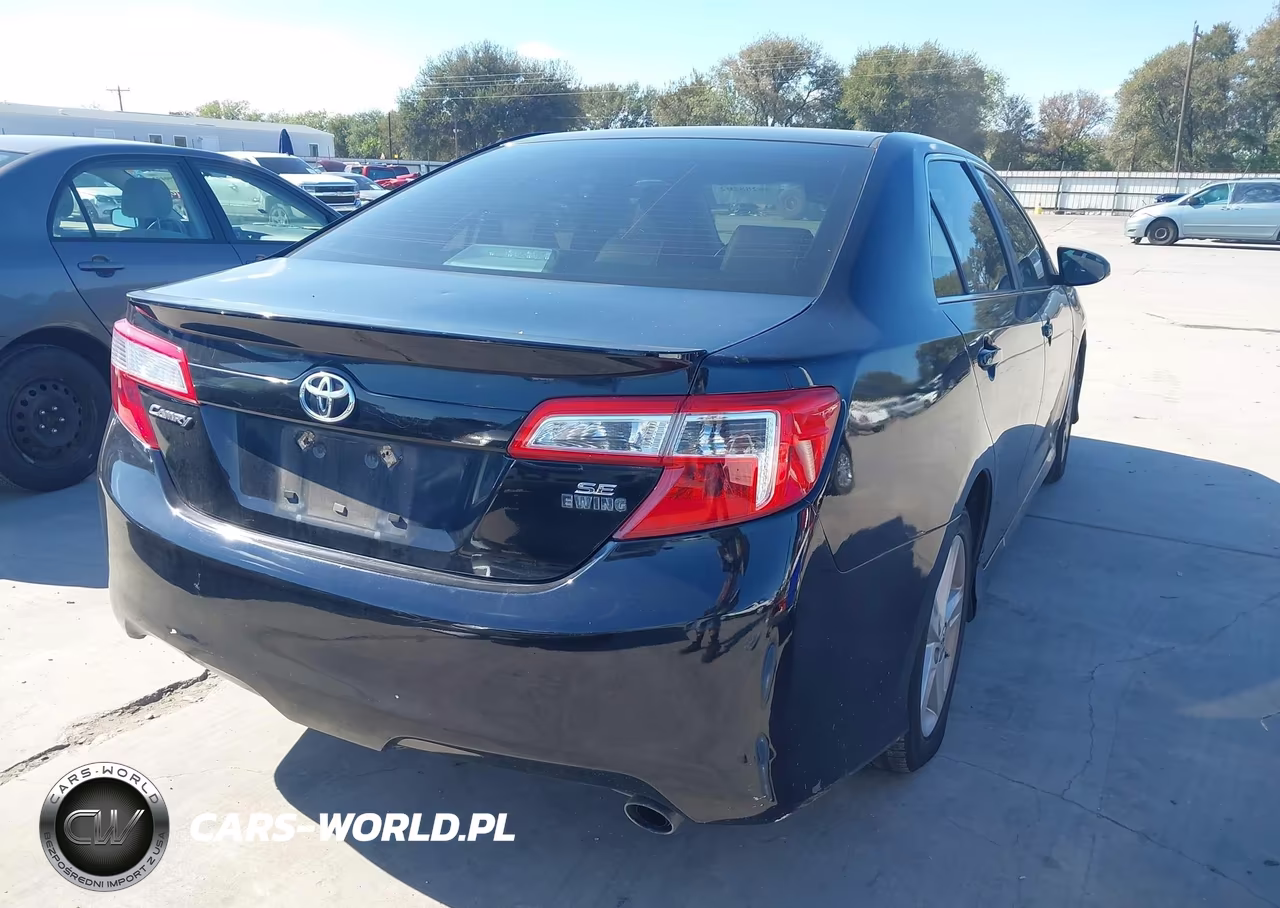 2013 Toyota Camry Se VIN:4T1BF1FKXDU292157 - 4
