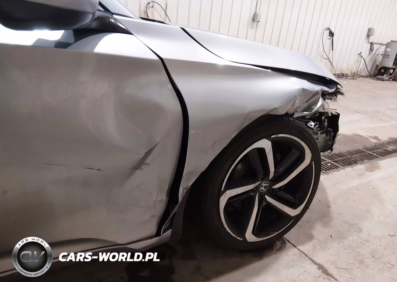 2019 Honda Accord Sport VIN:1HGCV1F33KA091379 - 17