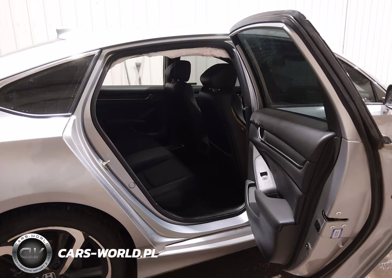 2019 Honda Accord Sport VIN:1HGCV1F33KA091379 - 8