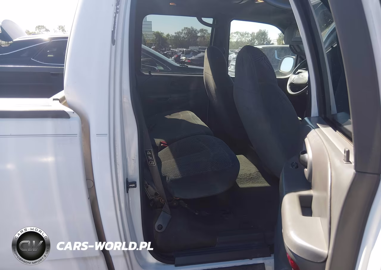 2001 Ford F-150 Harley-Davidson Edition-King Ranch Edition-Lariat-Xlt VIN:1FTRW07WX1KE91778 - 8
