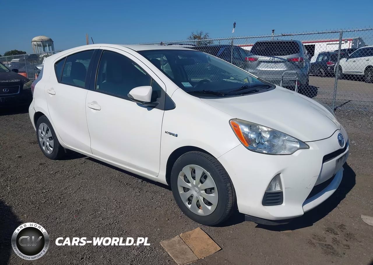 2014 Toyota Prius C One