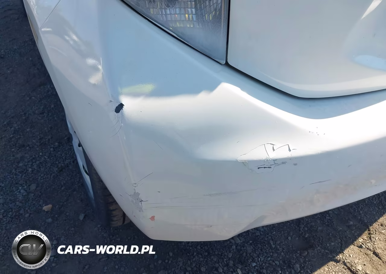 2014 Toyota Prius C One VIN:JTDKDTB33E1069627 - 12