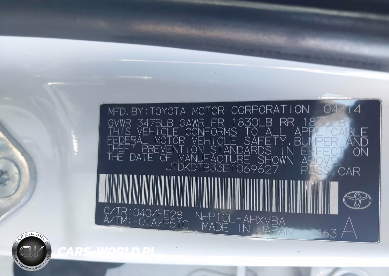 2014 Toyota Prius C One VIN:JTDKDTB33E1069627 - 9