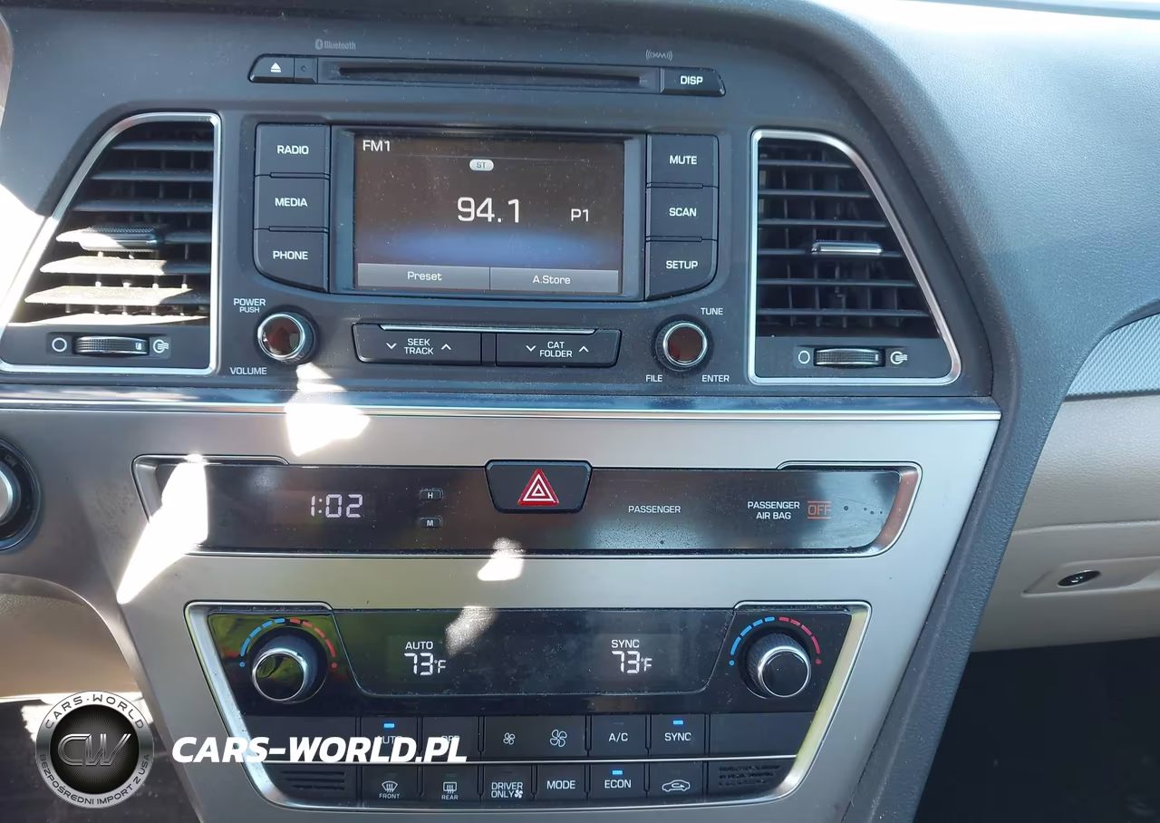 2016 Hyundai Sonata Hybrid Se VIN:KMHE24L13GA016348 - 13
