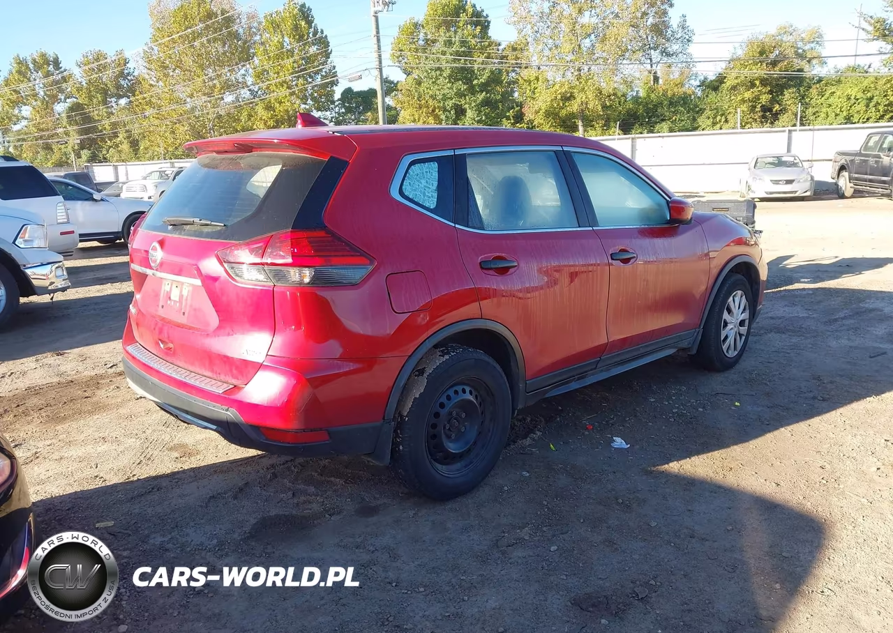 2017 Nissan Rogue S VIN:JN8AT2MV8HW252122 - 4
