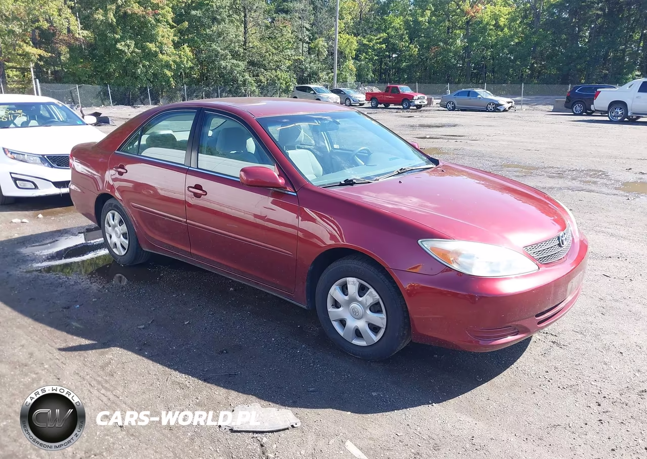 2004 Toyota Camry Le
